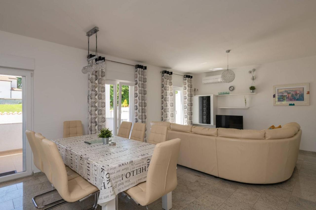 Villa Ellen Sophie Vrznaveri Екстер'єр фото